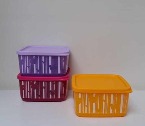 Tupperware Petit Set - Cubix « Disney » Promo, Maison & Meubles, Cuisine| Tupperware, Neuf, Boîte, Blanc, Orange, Violet, Rouge