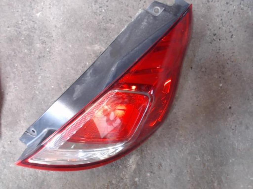 Feu arrière droit Ford Fiesta VI 2012 LP/13771, Ophalen of Verzenden, Gebruikt, Ford
