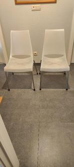 2 stoelen, Huis en Inrichting, Stoelen, Twee, Kunststof, Gebruikt, Wit