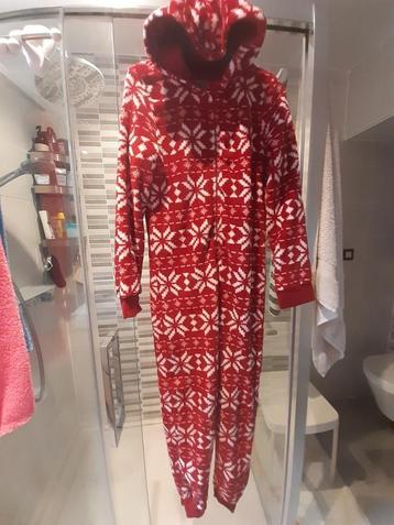 Pyjama combinaison rouge et blanc pour ado ou adulte