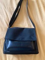 Handtas in prima staat. Heel weinig gebruikt, Ophalen, Zo goed als nieuw
