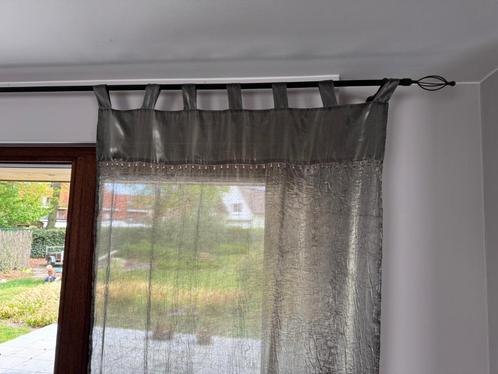 Siergordijn (incl. roede), Huis en Inrichting, Stoffering | Gordijnen en Lamellen, Zo goed als nieuw, 200 cm of meer, Grijs, Zwart