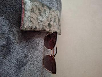 Lunettes solaires  beschikbaar voor biedingen