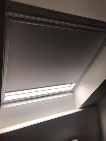 Store Velux occultant thermique, Comme neuf, Beige