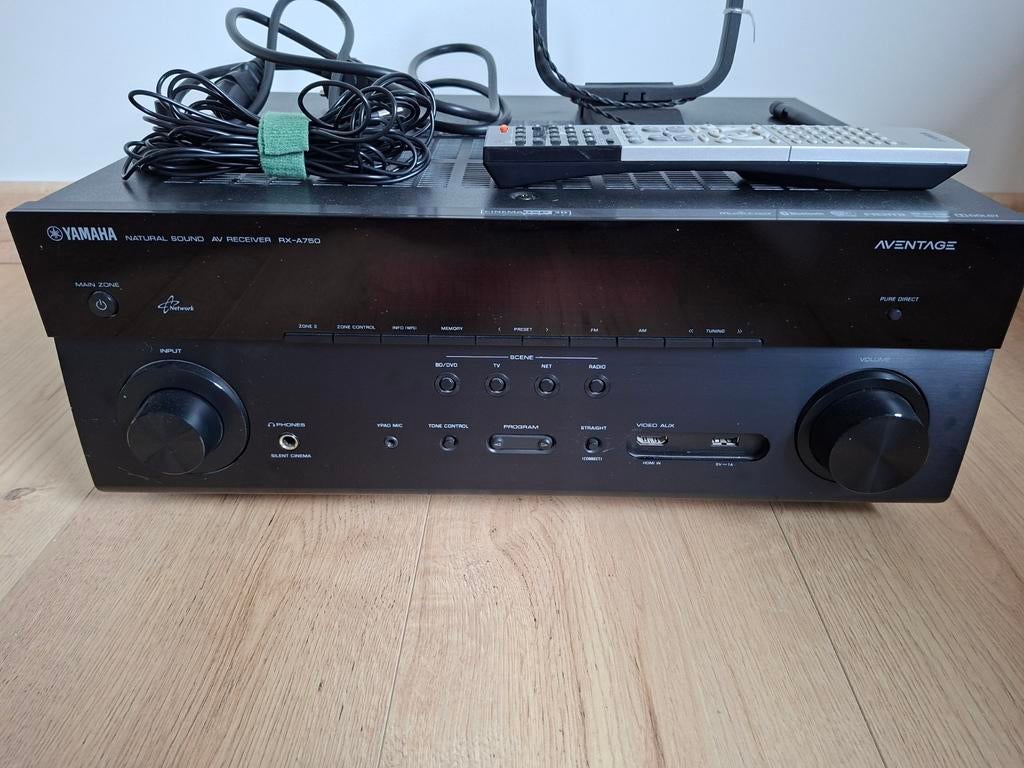 Yamaha Aventage RX-A750, Yamaha, Comme neuf, Enlèvement, 120 watts ou plus