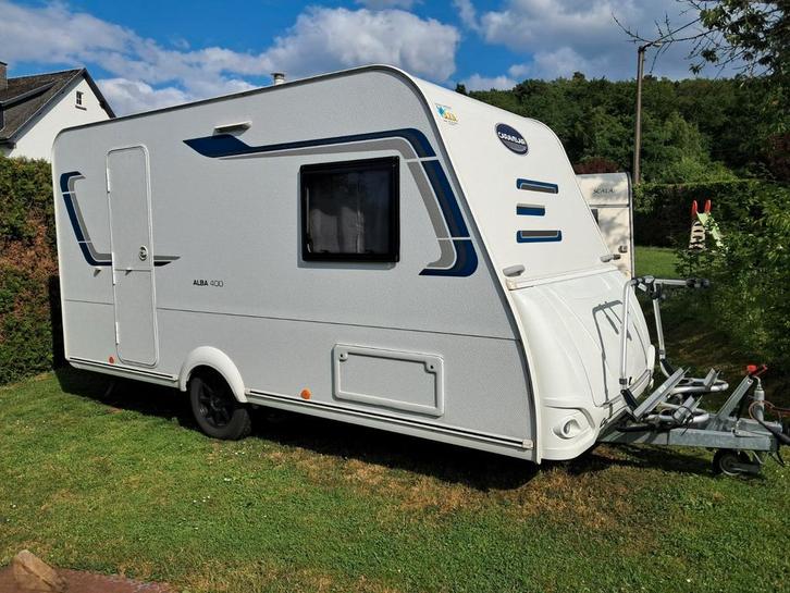 A vendre caravane caravelair alba 400, Caravans en Kamperen, Caravans, Particulier, Caravelair, Luifel, Mover, Reservewiel, Uitbouw voortent