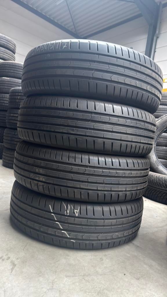 Pneus d'été 2056517 205/65/17 205/65R17 marque Vredestein, Vêtements | Femmes, Vestes | Été, Enlèvement