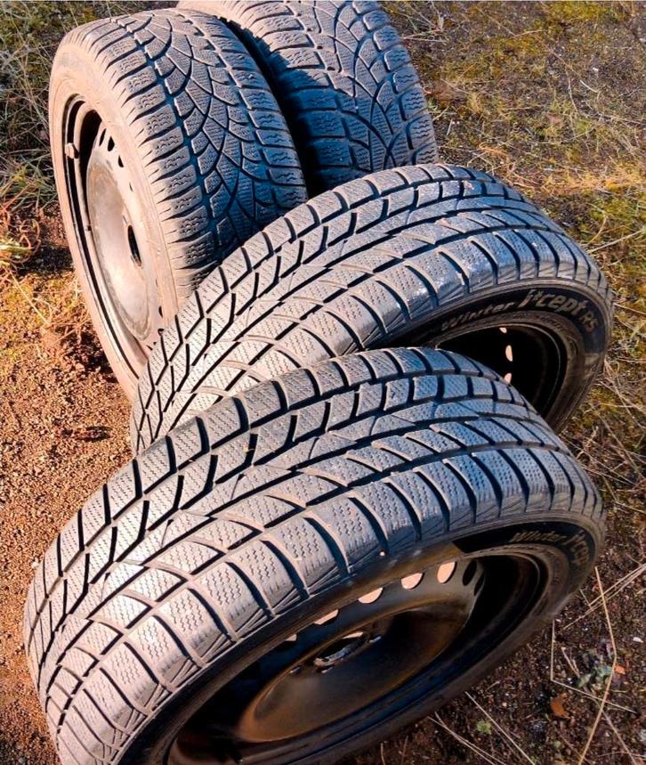 Roues hiver 205/55-16 sur jantes VW Golf, Autos : Pièces & Accessoires, Pneus & Jantes, Pneus et Jantes, Pneus hiver, 16 pouces