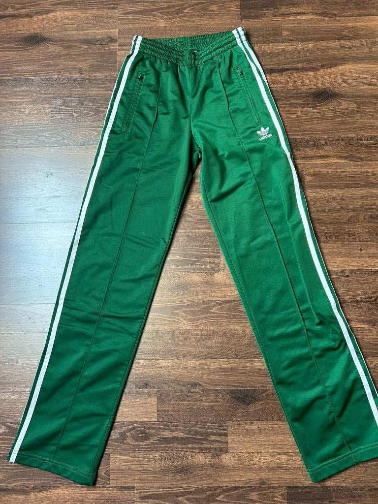 Adidas sportbroek groen, Kleding | Dames, Sportkleding, Adidas, Overige typen, Ophalen of Verzenden, Zo goed als nieuw