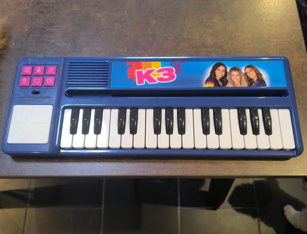 K3 piano met drumpad - inclusief batterijen, Ophalen of Verzenden
