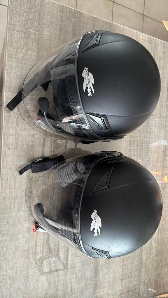 Brommerhelmen met communicatiesysteem ingebouwd, Fietsen en Brommers, Brommerhelmen, Ophalen, Zo goed als nieuw