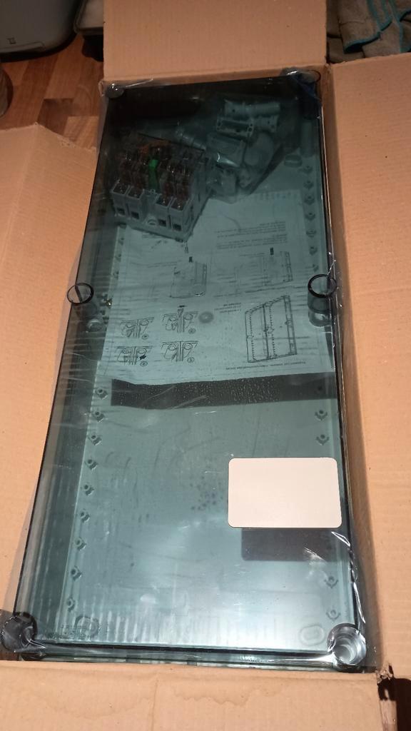 VYNCKIER meterkast 25S60 + Elos 125a schakelaar, Bricolage & Construction, Électricité & Câbles, Neuf, Autres types, Envoi