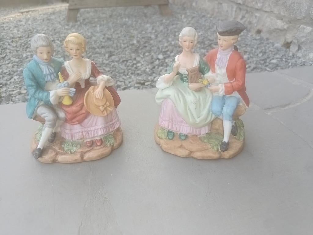 Set van 2 mooie porseleinen / keramische beeldjes, Ophalen of Verzenden