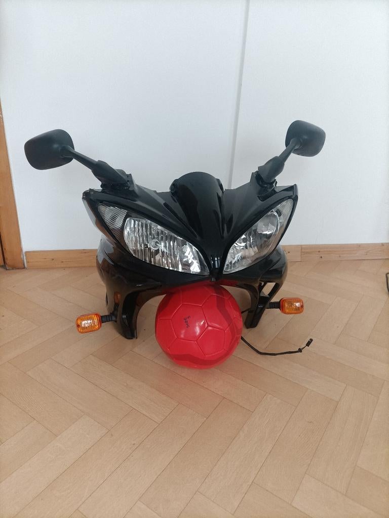 Face avant YAMAHA FZ6S avec bulle foncé, Enlèvement ou Envoi, Utilisé