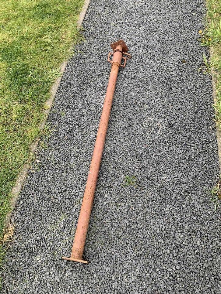 Bouwschoren/ stutten/ stippen (7 stuks), Doe-het-zelf en Bouw, Ophalen, Zo goed als nieuw