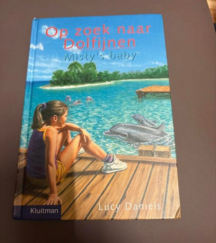 Op zoek naar Dolfijnen  Misty's Baby, Boeken, Kinderboeken | Jeugd | 10 tot 12 jaar, Ophalen, Zo goed als nieuw