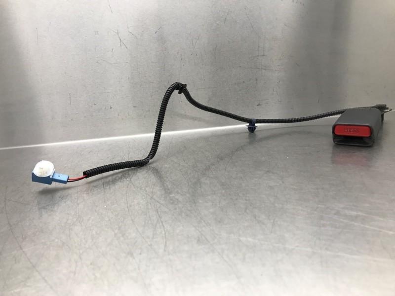 BOUCLE DE CEINTURE DE SECURITE AVANT GAUCHE Honda HR-V (RU), Utilisé, Honda