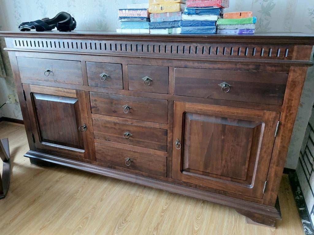 Mooie zware houten dressoir + salontafel, Huis en Inrichting, Kasten | Dressoirs, Ophalen