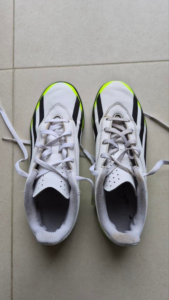 Chaussures de foot 37 1/3 Adidas Crazyfast, Enlèvement ou Envoi