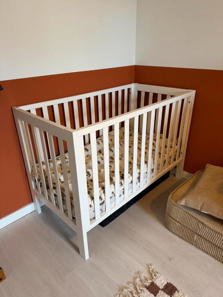 Baby/peuterbed, Kinderen en Baby's, Kinderkamer | Complete kinderkamers, Zo goed als nieuw, Ophalen