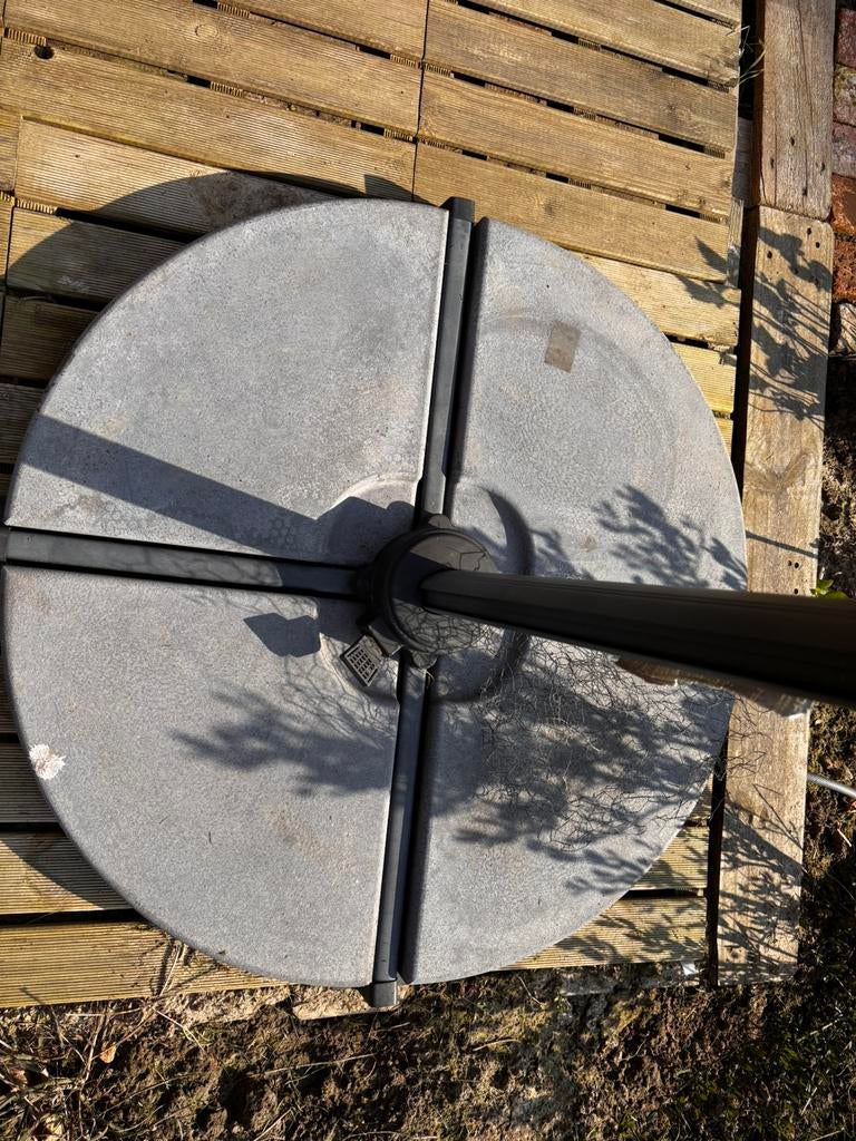 4 parasolvoet tegels, Tuin en Terras, Parasols, Ophalen, Zo goed als nieuw, Parasolvoet
