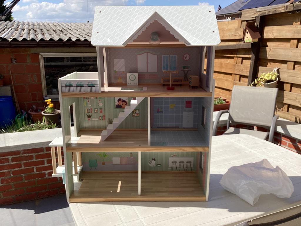 Maison de poupée en bois, Dieren en Toebehoren, Vogels | Hokken en Kooien, Ophalen, Zo goed als nieuw, Hout, Overige typen