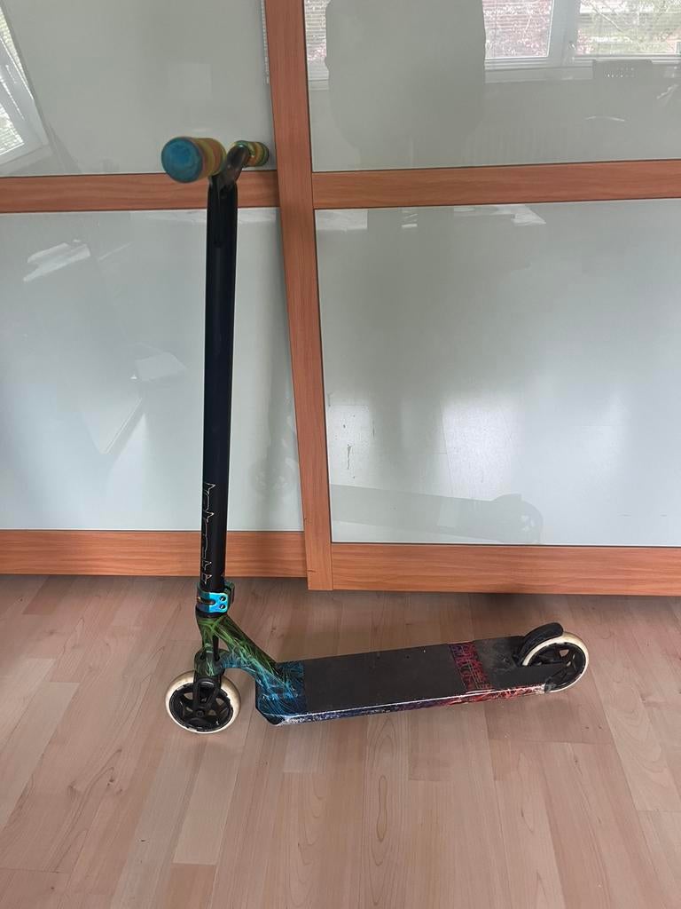Trottinette freestyle, Vélos & Vélomoteurs, Enlèvement, Comme neuf