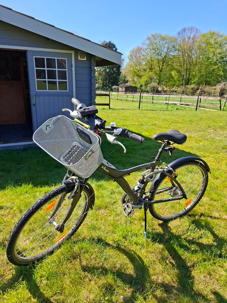 🚴 1 Vélo Femme avec panier Btwin décathlon, Vélos & Vélomoteurs, Enlèvement