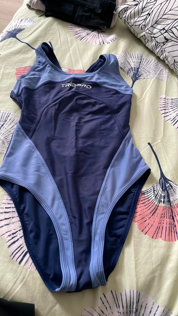 Maillot de bain 1 pièce Décathlon, Enlèvement, Comme neuf, Bleu, Maillot de bain ou Short