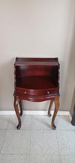 Kastje 45 x 30cm en 82cm hoogte, Ophalen