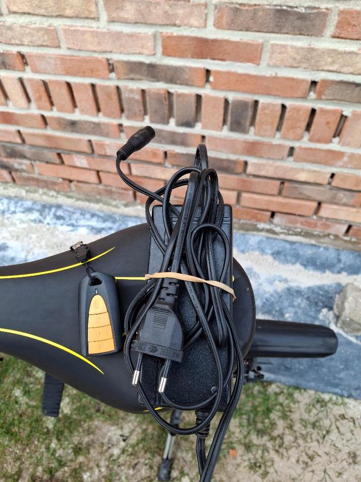 Air bike,camping vouwfiets 45km?, Fietsen en Brommers, Fietsen | Vouwfietsen, Nieuw, Overige merken, Minder dan 14 inch, Totaal opvouwbaar