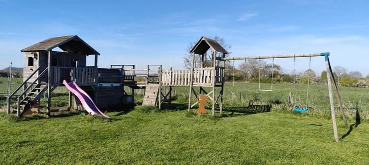 Module de jeux en bois balançoire toboggan, Enfants & Bébés, Jouets | Extérieur | Aires de jeux, Toboggan, Mur d'escalade, Passerelle