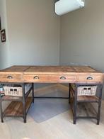 Rustieke bureau, Huis en Inrichting, Bureaus, Ophalen, Zo goed als nieuw, Bureau