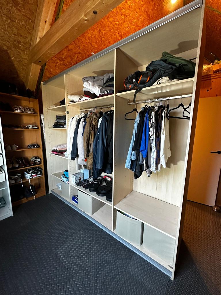 Armoire en bois 235x252x59, Avec tablette(s), 200 cm ou plus, Comme neuf, Enlèvement