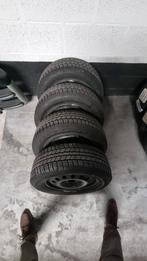 Quatre pneus hiver et jantes, Autos : Pièces & Accessoires, Pneus & Jantes, Pneus et Jantes, Pneus hiver, Véhicule de tourisme