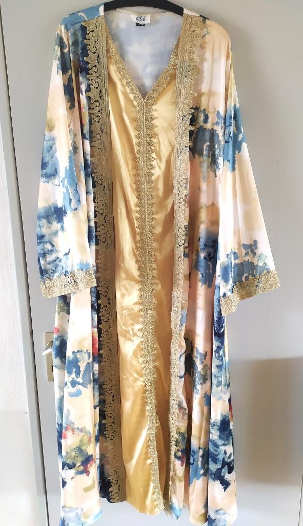 caftan Robe élégante inspirée du Moyen-Orient avec broderies, Vêtements | Femmes, Robes, Enlèvement, Neuf, Taille 42/44 (L)