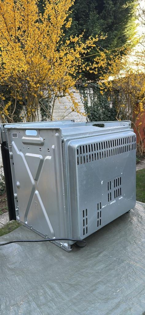 Four encastrable, Electroménager, Fours, Neuf, Encastré, 60 cm ou plus, 60 cm ou plus, Air chaud, Enlèvement ou Envoi