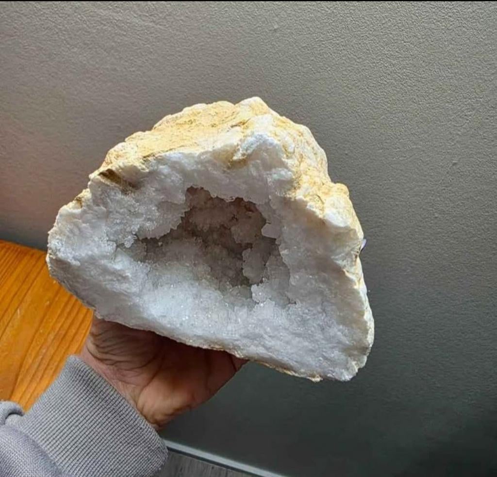 Kristal, Enlèvement