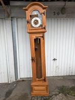 Belle horloge comtoise, Enlèvement