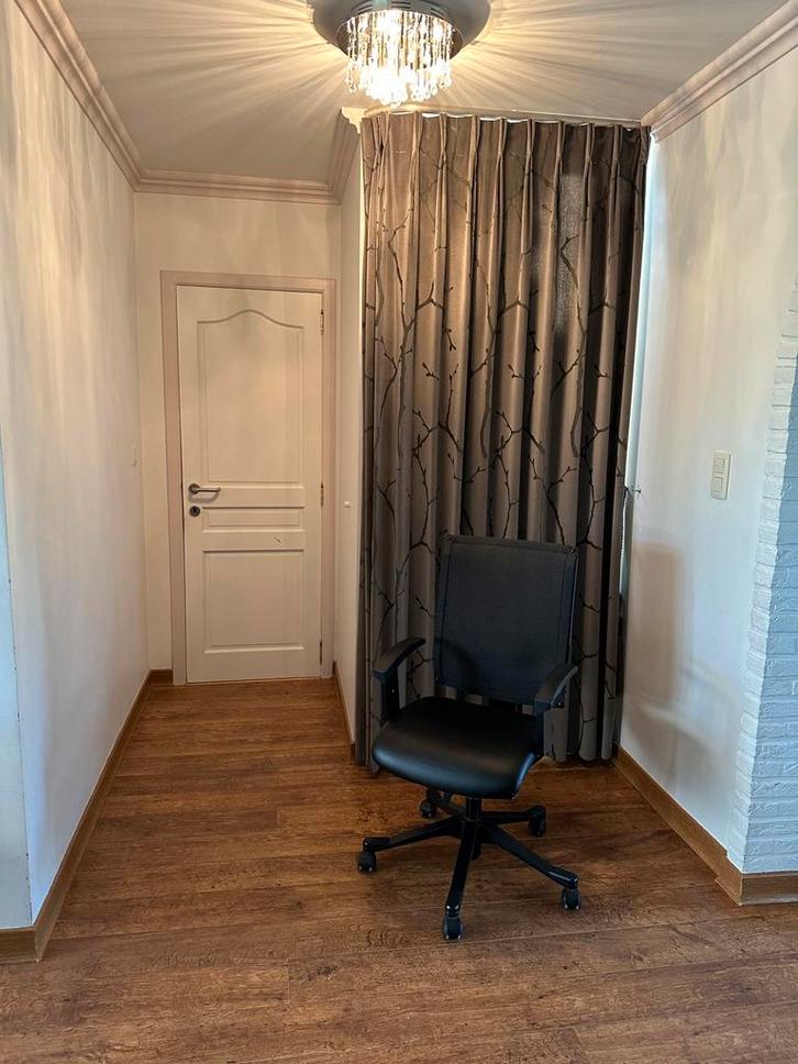 Giroflex ergonomische bureaustoel gratis hoes zitvlak, Maison & Meubles, Chaises de bureau, Enlèvement