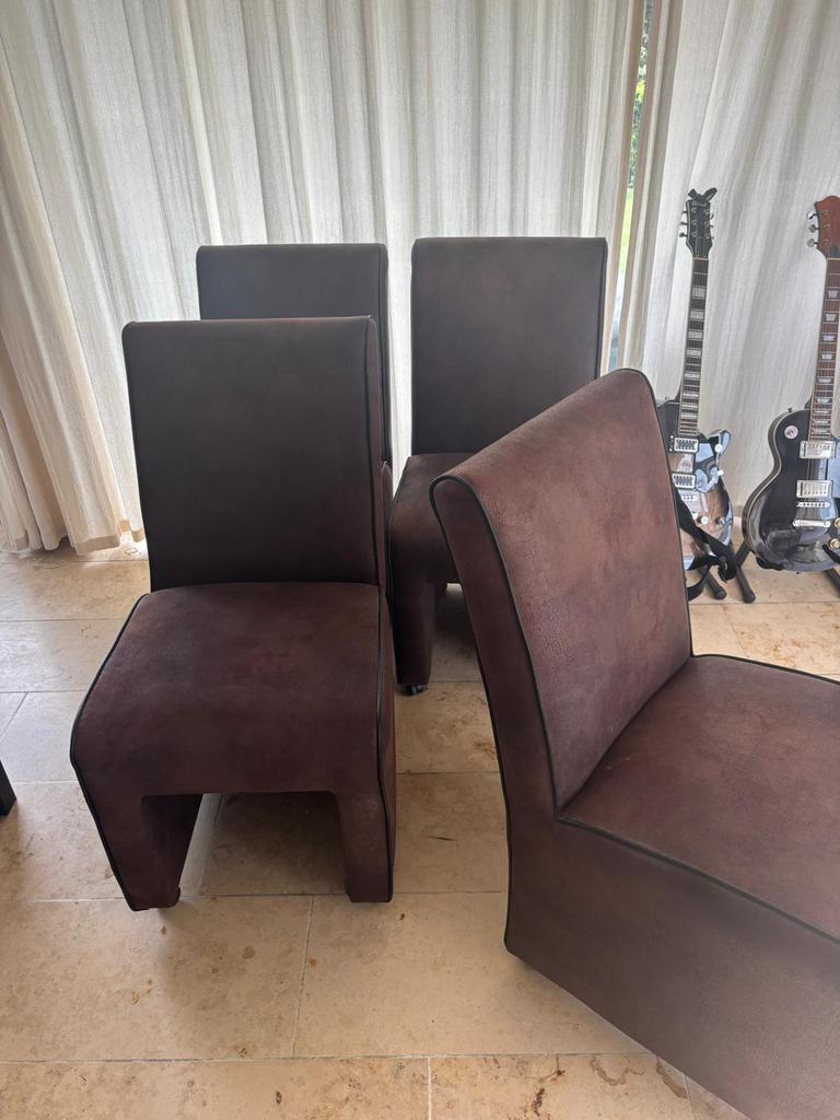 4 living stoelen TE KOOP (Bruin/lederlook), Ophalen, Zo goed als nieuw