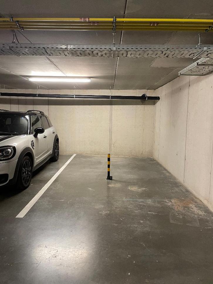 Emplacement de parking couvert à Zaventem 1932, Immo, Garages & Places de parking, Bruxelles