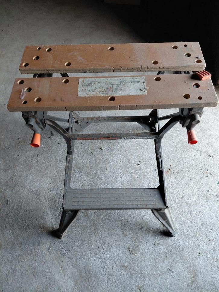 Etabli pliable Black et Decker, Bricolage & Construction, Établis, Utilisé, 120 à 170 cm, Étau, Enlèvement