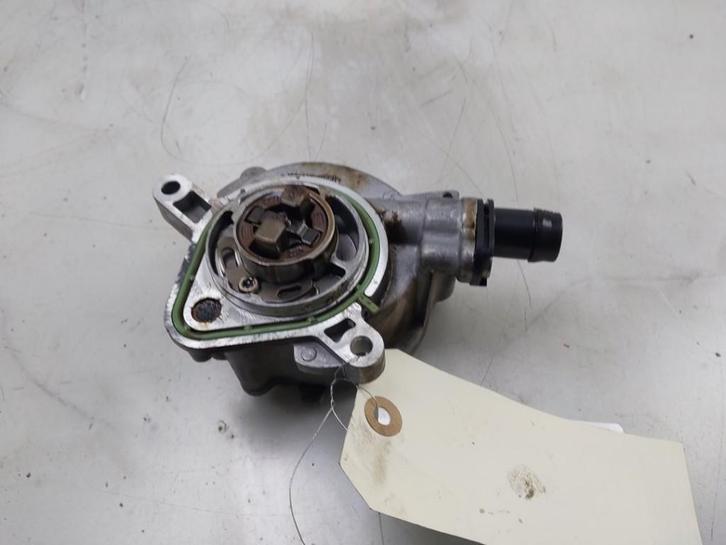 VACUUMPOMP REMBEKRACHTIGING Nissan Qashqai (J11) (01-2013/-), Auto-onderdelen, Remmen en Aandrijving, Nissan, Gebruikt