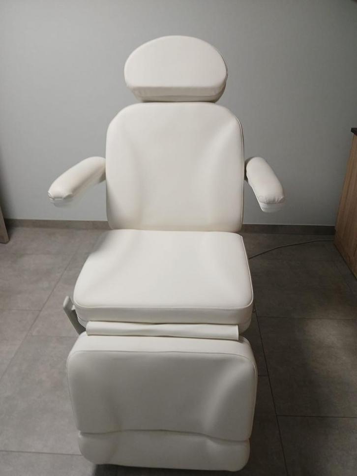 Elektronische behandelstoel, Sport en Fitness, Massageproducten, Zo goed als nieuw, Ophalen