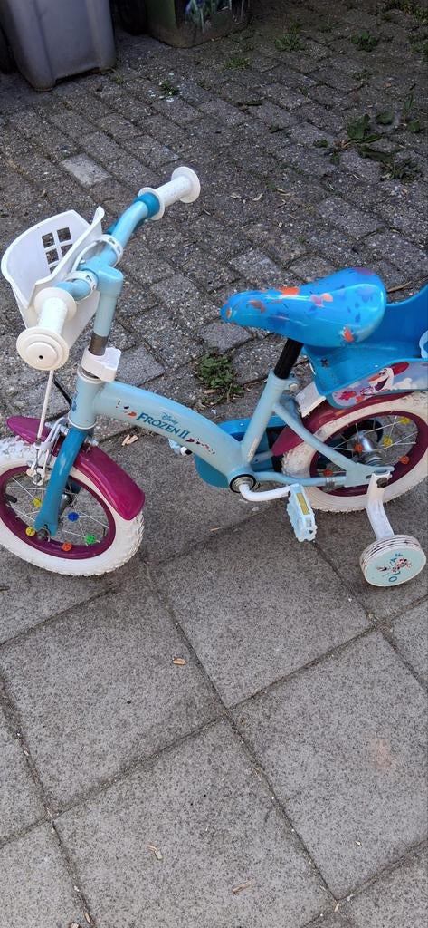 Kinder fietsje frozen, Ophalen