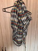 Sjaal, Kleding | Dames, Mutsen, Sjaals en Handschoenen, Ophalen of Verzenden, Zo goed als nieuw, Sjaal