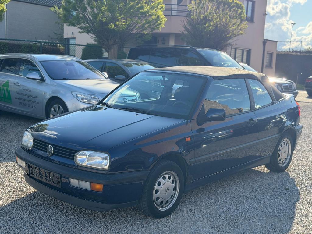 VW Golf 3 Cabrio Karmann 1.8 110.000km 1ste eig BE Oldtimer, Auto's, Volkswagen, Bedrijf, Te koop, Golf, Aangepast voor mindervaliden