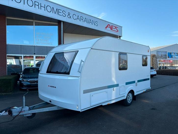 Nieuwe adria aviva 422 py, Caravans en Kamperen, Caravans, Bedrijf, Adria, Ringverwarming, Ophalen