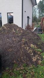 Zwarte grond met stukjes gras : gratis af te halen, Ophalen